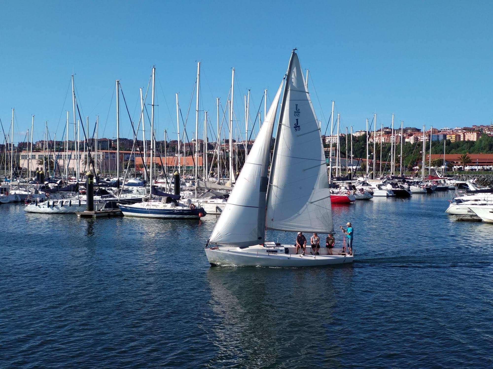 J-80 without skipper